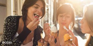 Three female models for wisdom teeth removal